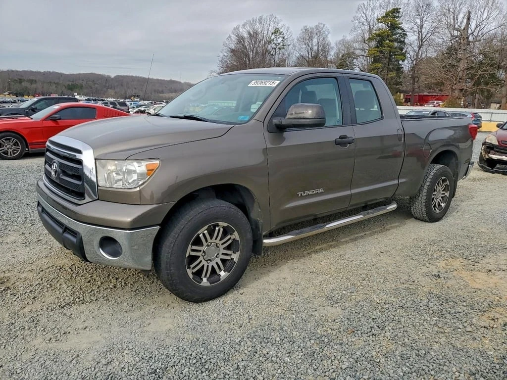 Toyota Tundra * DOUBLE CAB SR5 * CARFAX * , снимка 1