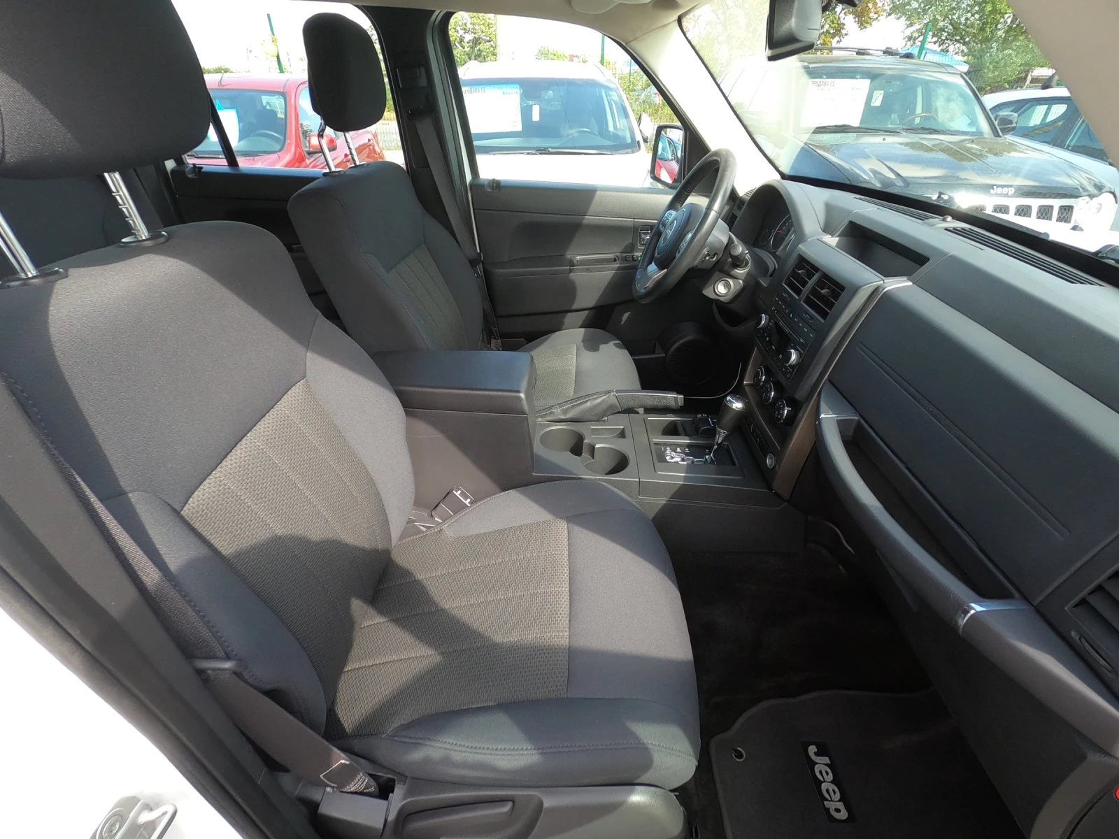 Jeep Cherokee 2.8D-M-JET-200K | Mobile.bg   14