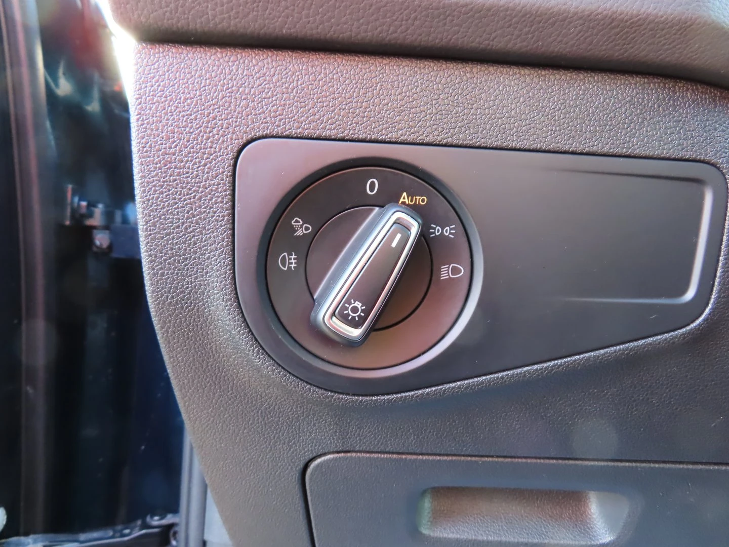 VW Tiguan Elegance 2.0 TDI SCR 4MOTION DSG | Mobile.bg � ����������� 16