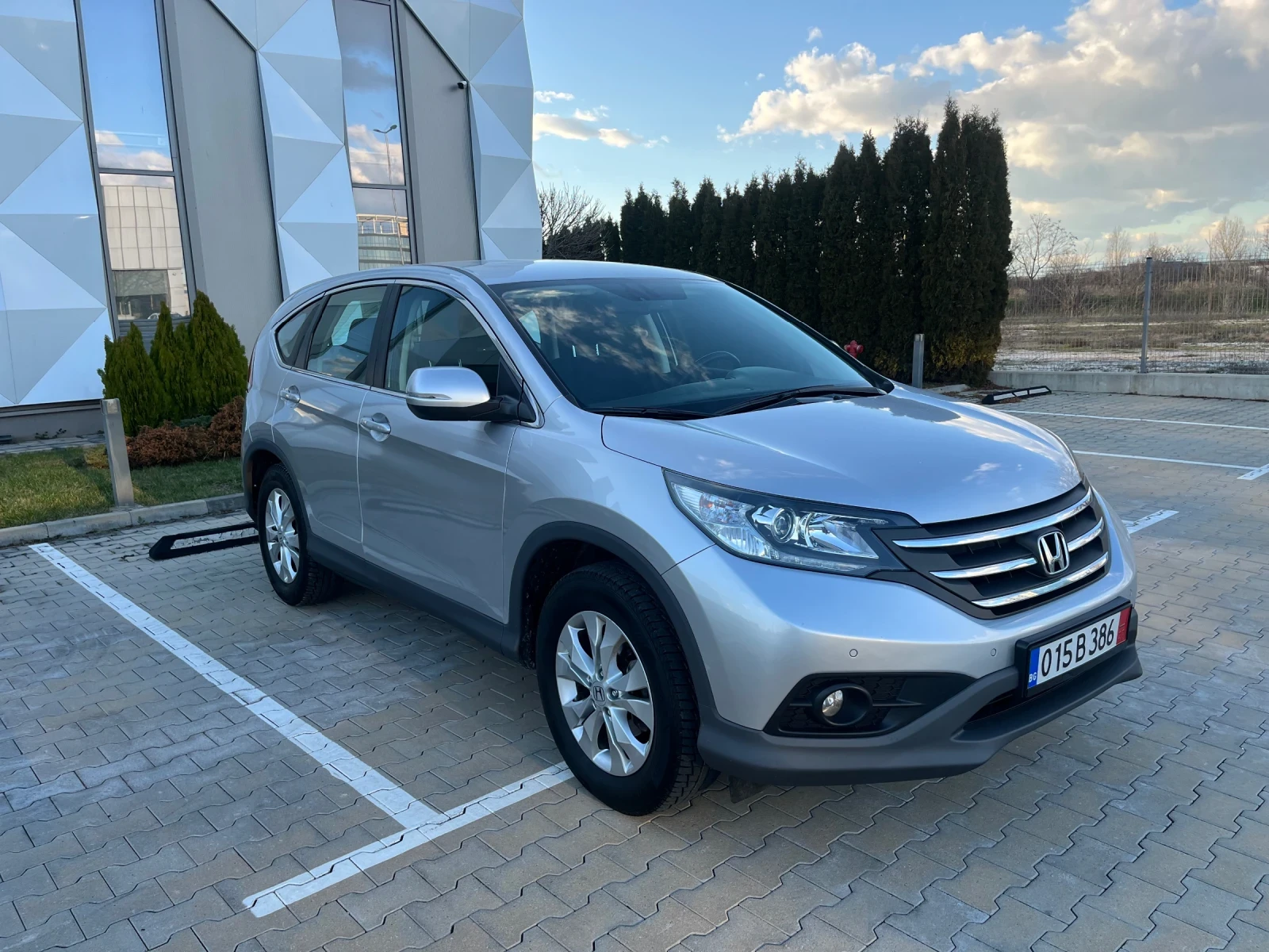 Honda Cr-v 1.6i-DTEC 120к.с. Камера Нови гуми Перфектна!!! - изображение 5