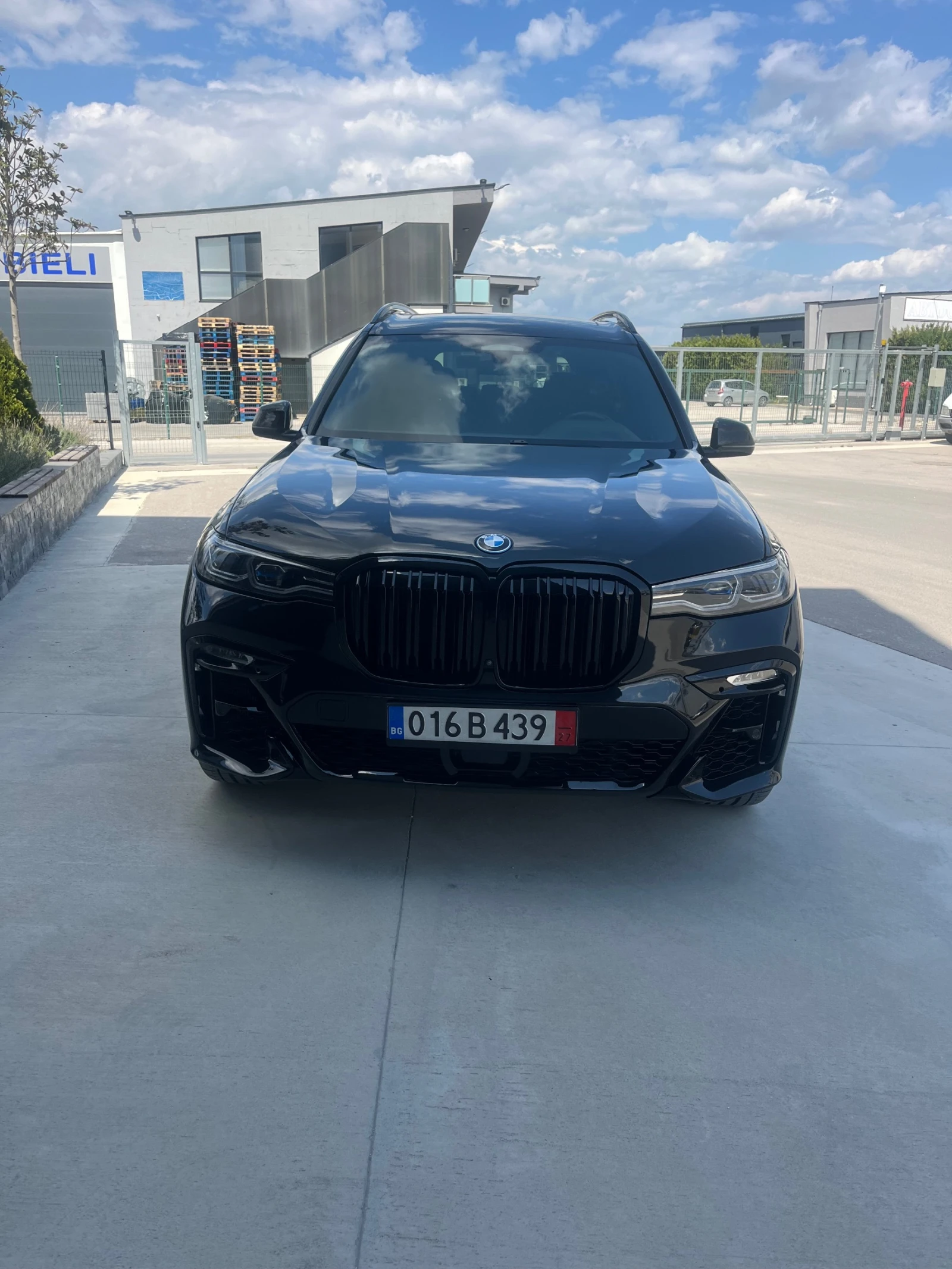 BMW X7 X7 M50I, снимка 2 - Автомобили и джипове - 54237762