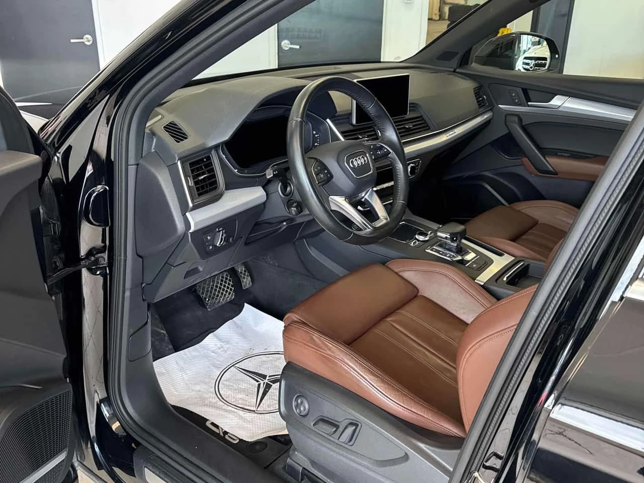 Audi Q5 * Technik * BANG&OLUFSEN* ОБДУХВАНЕ* ПАНОРАМА* , снимка 5 - Автомобили и джипове - 54511912