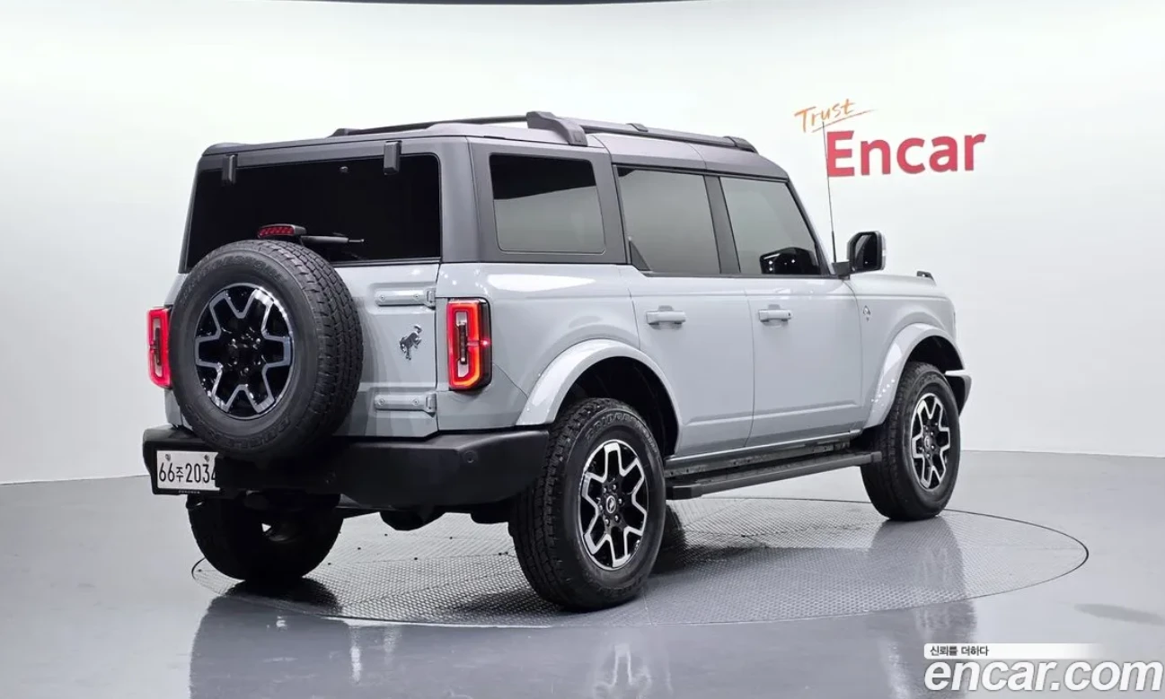 Ford Bronco, снимка 3 - Автомобили и джипове - 54837148