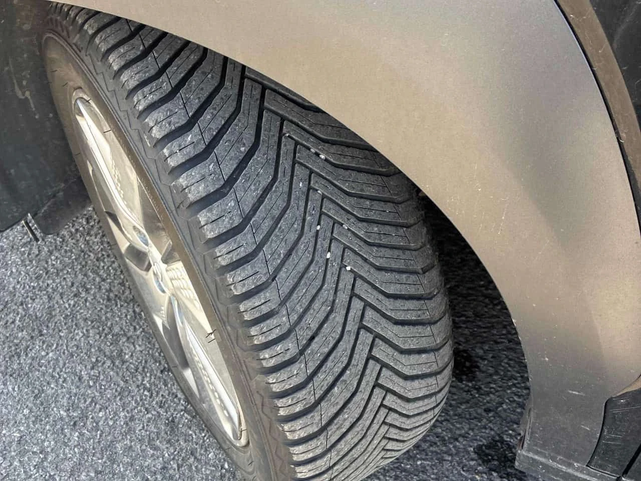 Hyundai Kona * Preferred * АВТОКРЕДИТ * КЛИП * ПОДГРЕВ * ПАНО, снимка 14 - Автомобили и джипове - 54992321