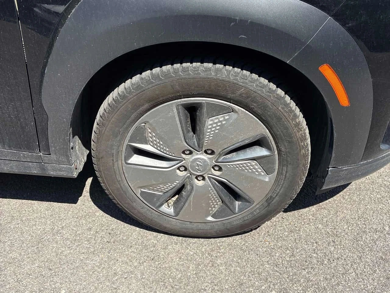 Hyundai Kona * Preferred * АВТОКРЕДИТ * КЛИП * ПОДГРЕВ * ПАНО, снимка 7 - Автомобили и джипове - 54992321
