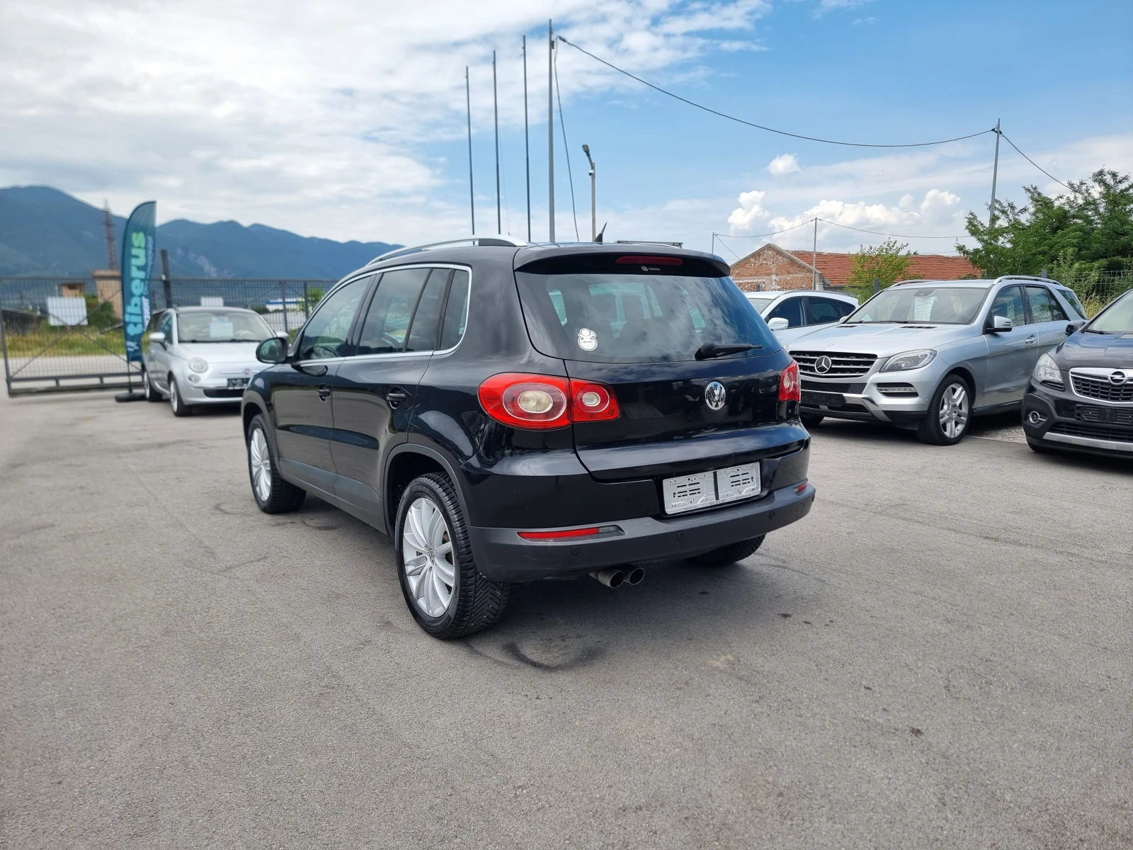 VW Tiguan 2.0TDI, снимка 5 - Автомобили и джипове - 55187458