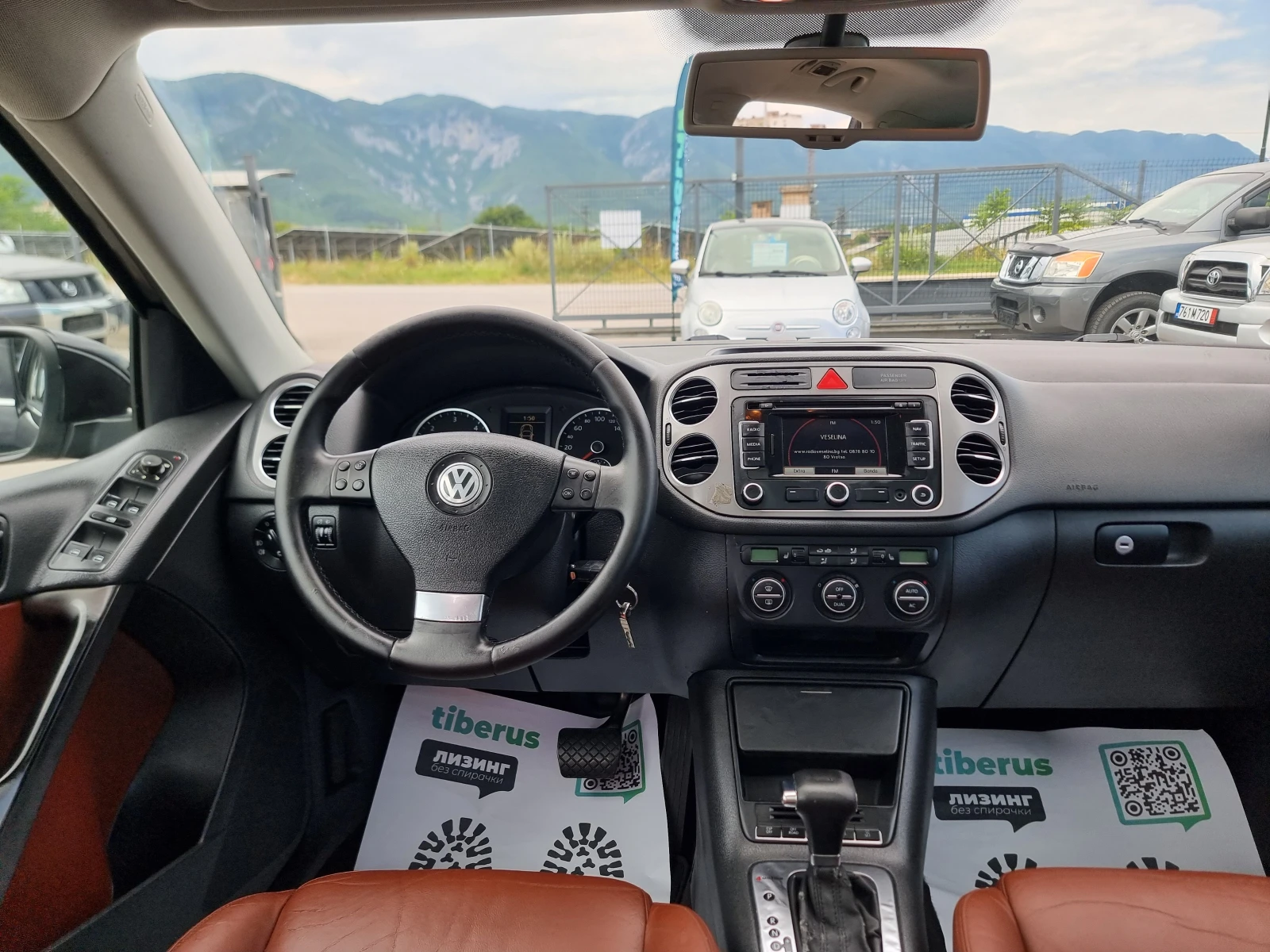 VW Tiguan 2.0TDI, снимка 12 - Автомобили и джипове - 55187458