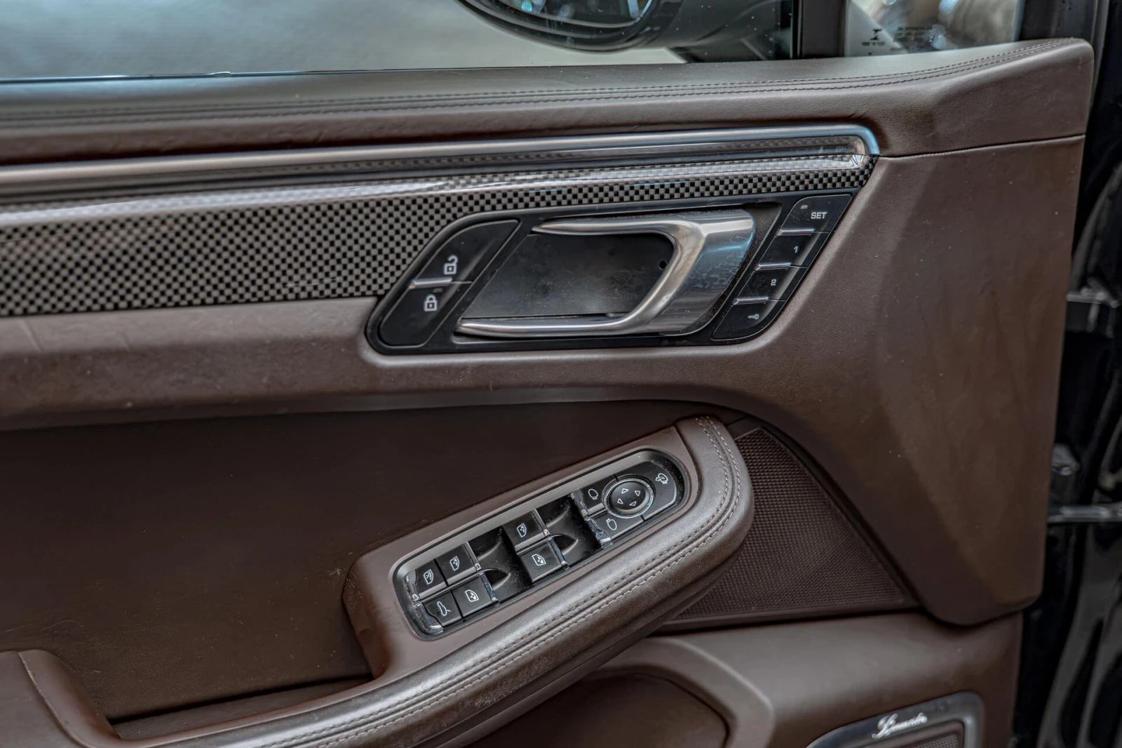 Porsche Macan GTS/PASM/Burmester High End/Панорама/Карбон/PTM/AB, снимка 8 - Автомобили и джипове - 55608155
