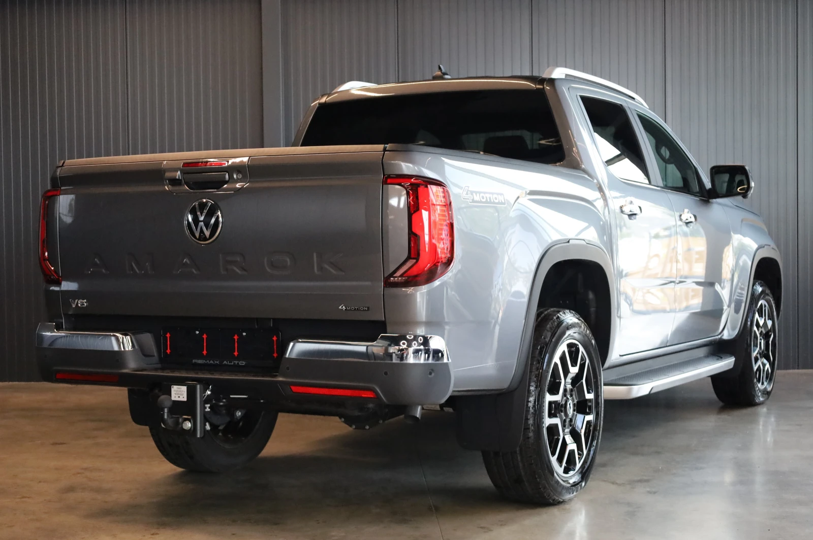 VW Amarok NEW* STYLE* IQ LED LIGHTS* HARMAN/KARDON* 360* , снимка 9 - Автомобили и джипове - 55663376