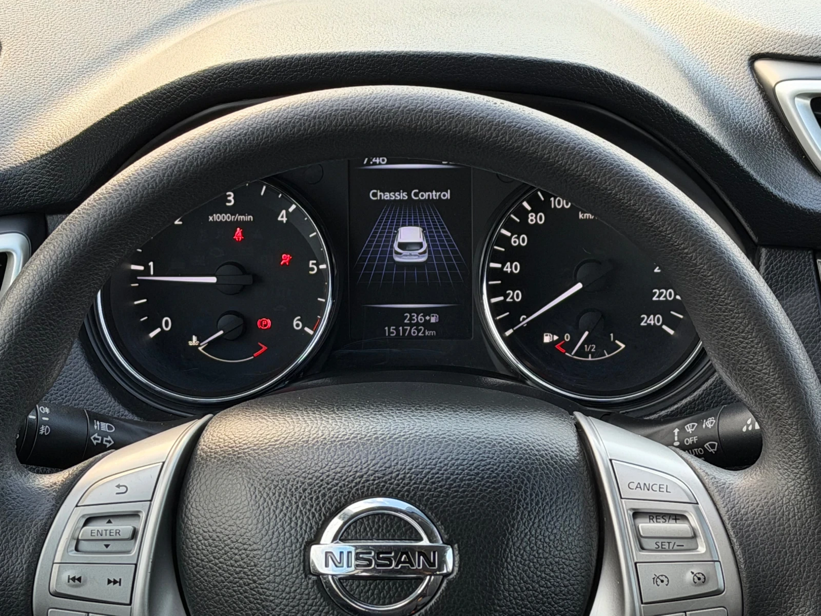 Nissan Qashqai 1.5DCI ИТАЛИЯ, снимка 11 - Автомобили и джипове - 55829494
