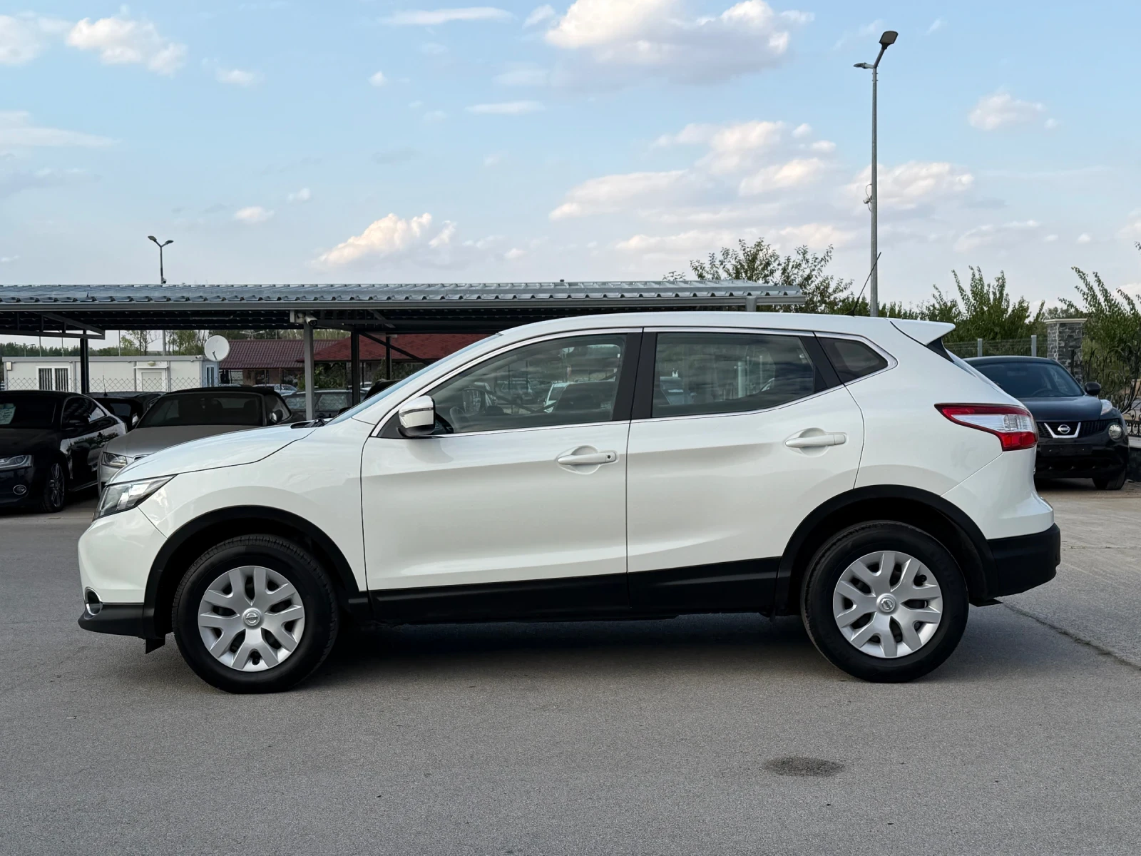 Nissan Qashqai 1.5DCI ИТАЛИЯ, снимка 2 - Автомобили и джипове - 55829494