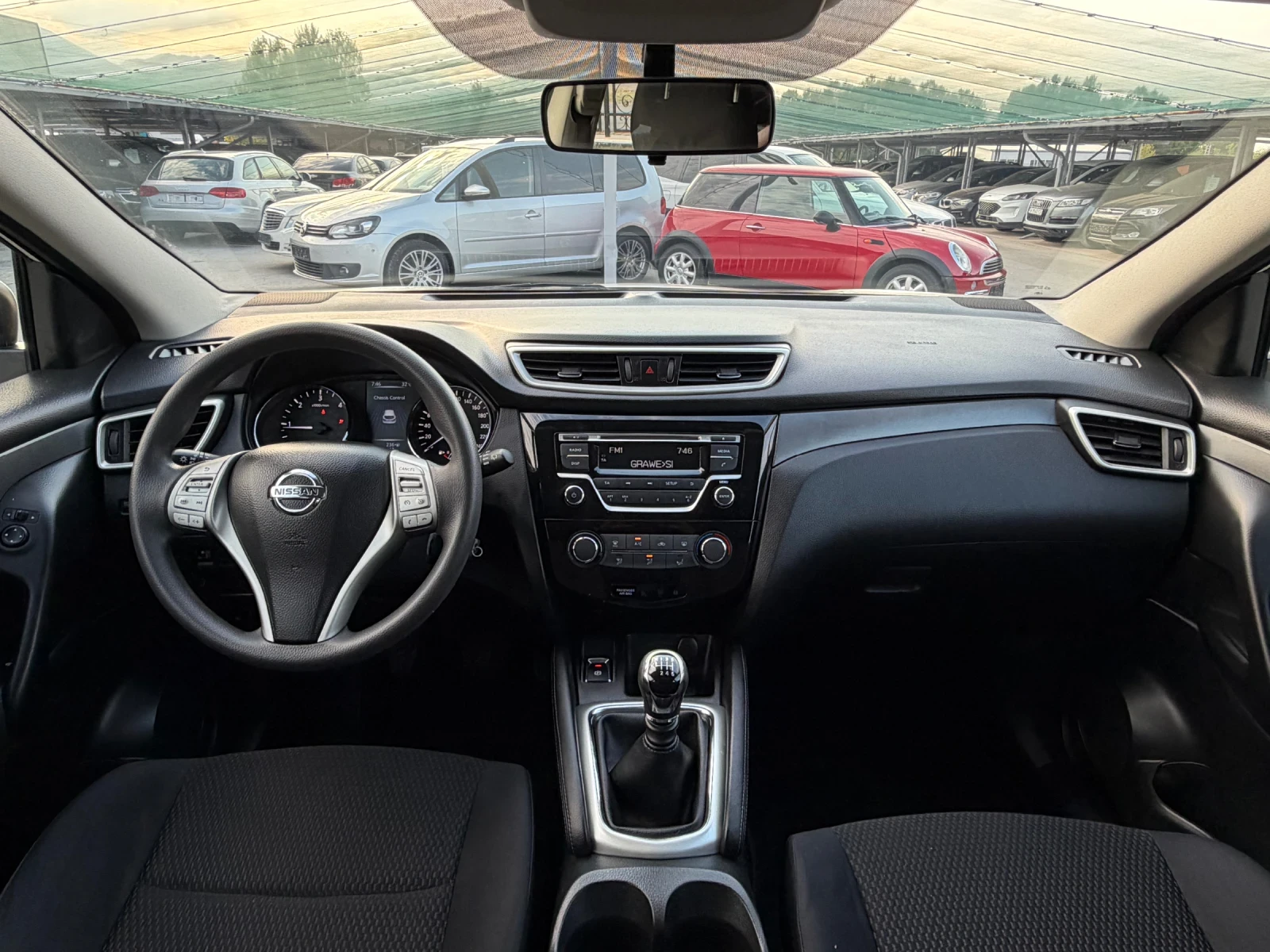 Nissan Qashqai 1.5DCI ИТАЛИЯ, снимка 10 - Автомобили и джипове - 55829494
