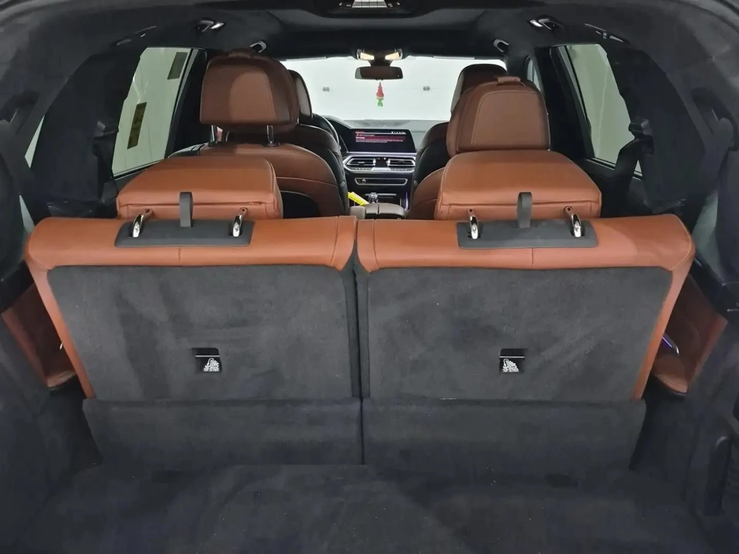 BMW X7 xDrive40i M SPORT* HUD* ПАНО* BLIND SPOT, снимка 5 - Автомобили и джипове - 56045753