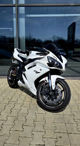 Yamaha YZF-R1 R1, снимка 1