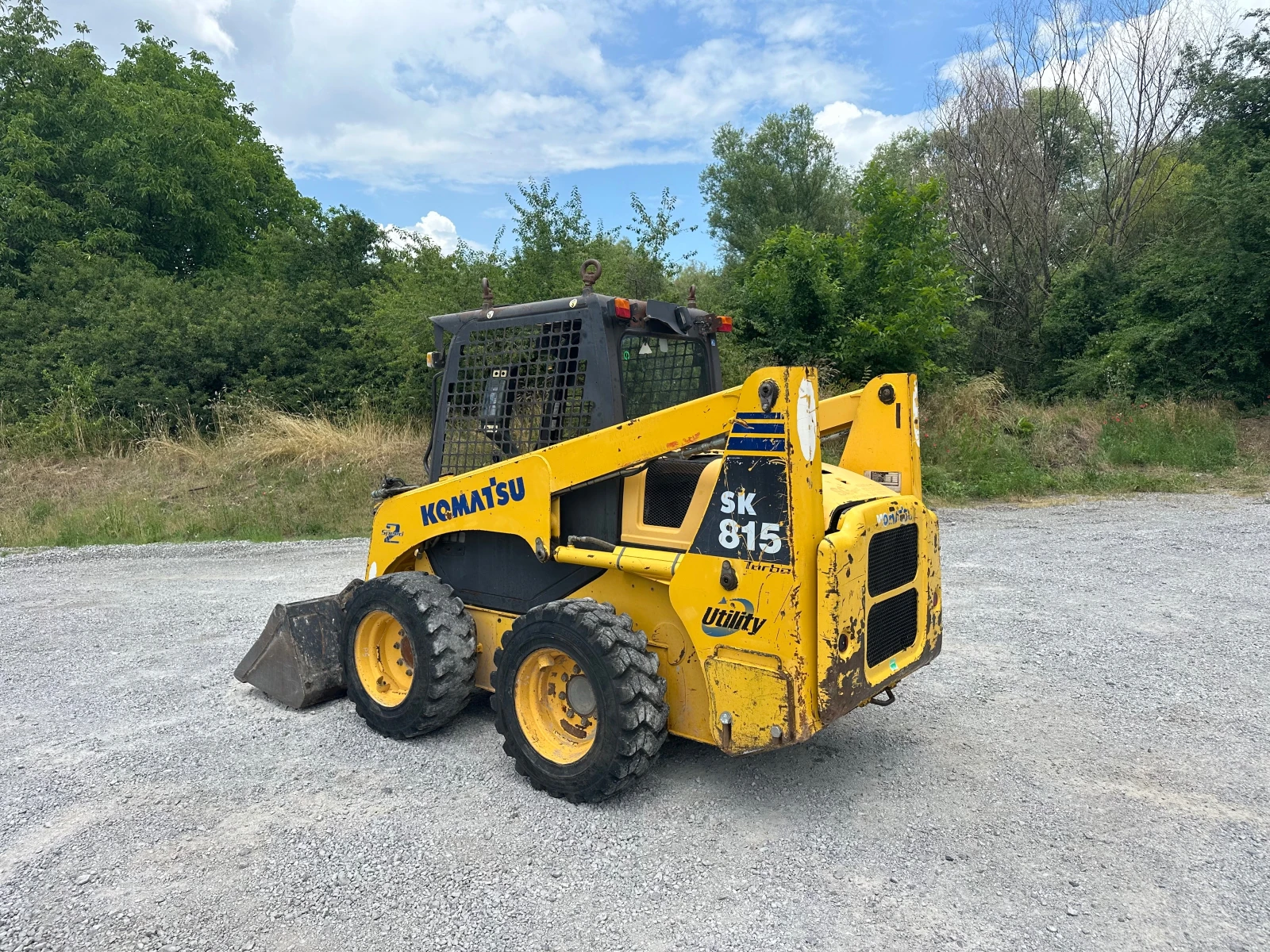 Мини челни товарачи Komatsu SK 815, снимка 4 - Индустриална техника - 55174393