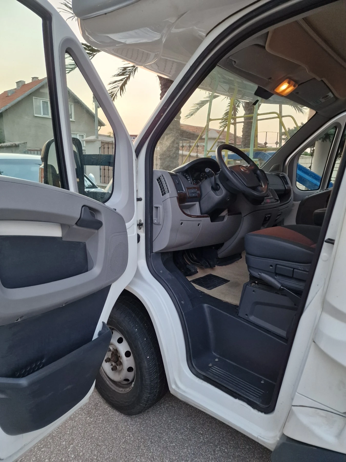 Кемпер Fiat M600, снимка 7 - Каравани и кемпери - 55579177