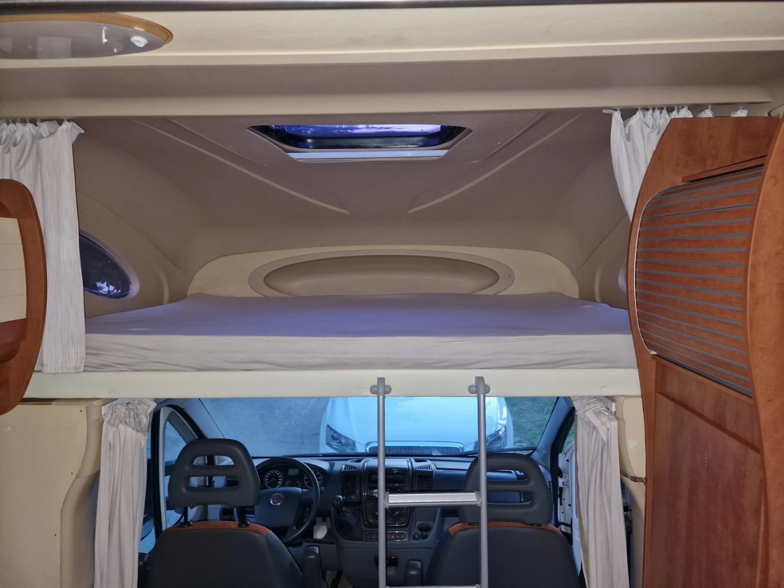 Кемпер Fiat M600, снимка 11 - Каравани и кемпери - 55579177