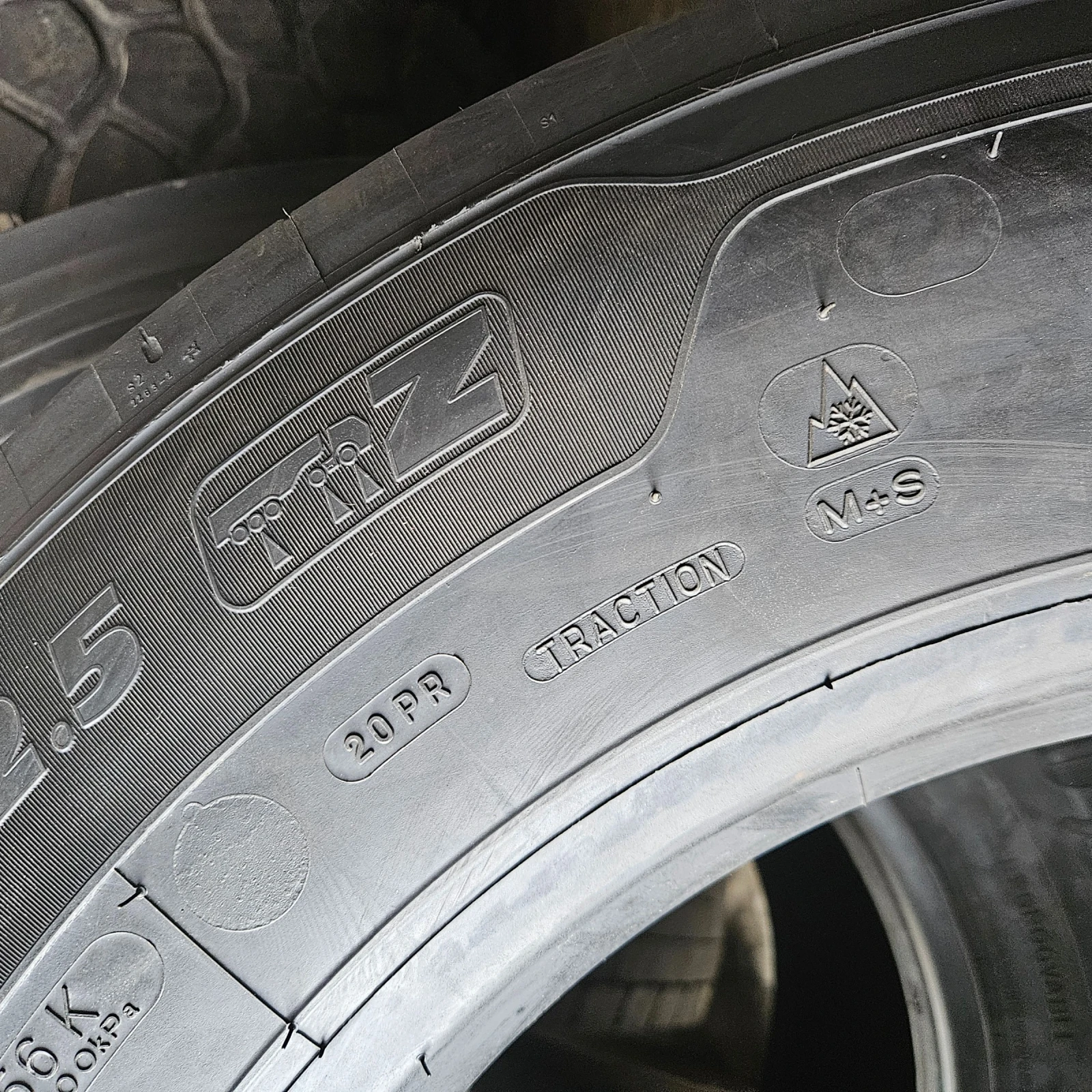 ���� 355/50R22.5 | Mobile.bg � ����������� 13