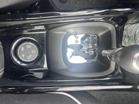 Peugeot 2008 1.2 New ALLURE, снимка 13