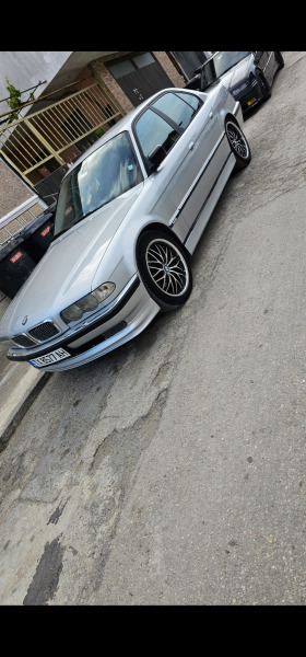 BMW 730, снимка 1 - Автомобили и джипове - 45716464