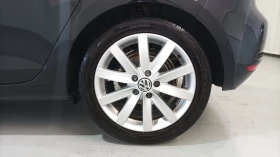 VW Golf 1.6 tdi highline, снимка 15