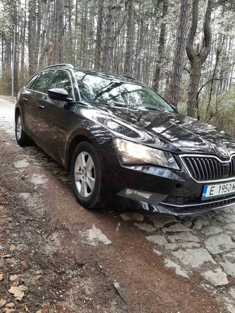 Skoda Superb 1.6, снимка 1 - Автомобили и джипове - 46928706