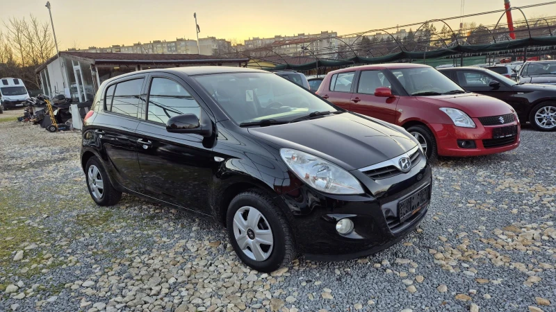 Hyundai I20, снимка 6 - Автомобили и джипове - 47377156