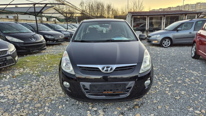 Hyundai I20, снимка 4 - Автомобили и джипове - 47377156