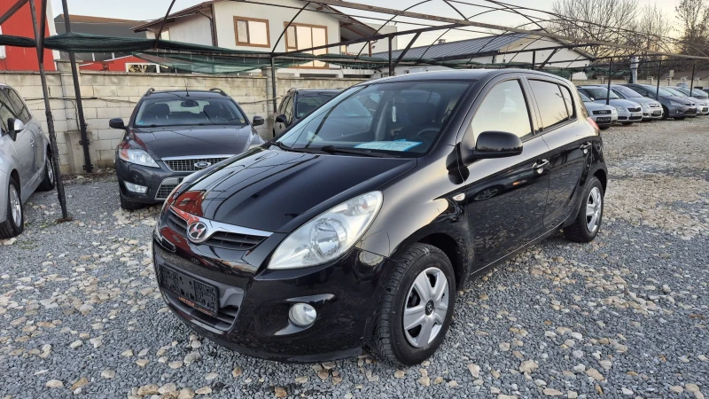 Hyundai I20, снимка 2 - Автомобили и джипове - 47377156