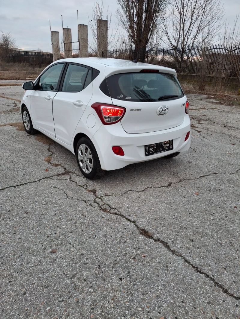 Hyundai I10 1000i, снимка 3 - Автомобили и джипове - 48285159