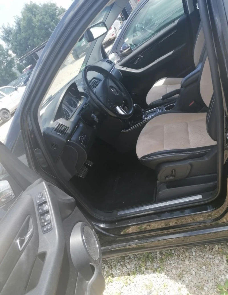 Mercedes-Benz B 200, снимка 1 - Автомобили и джипове - 48576264