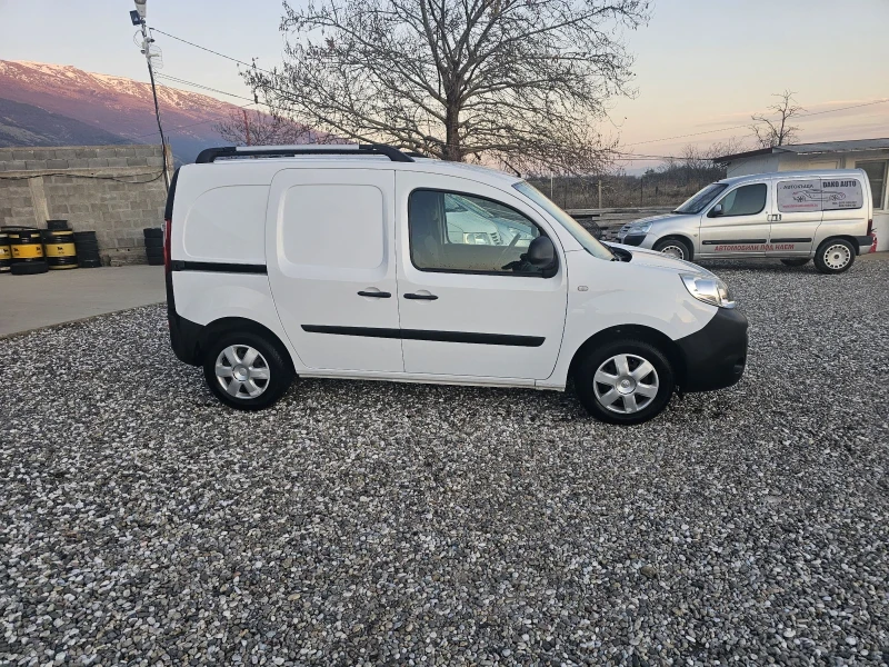 Renault Kangoo 2018 Luxx, снимка 3 - Автомобили и джипове - 48622556