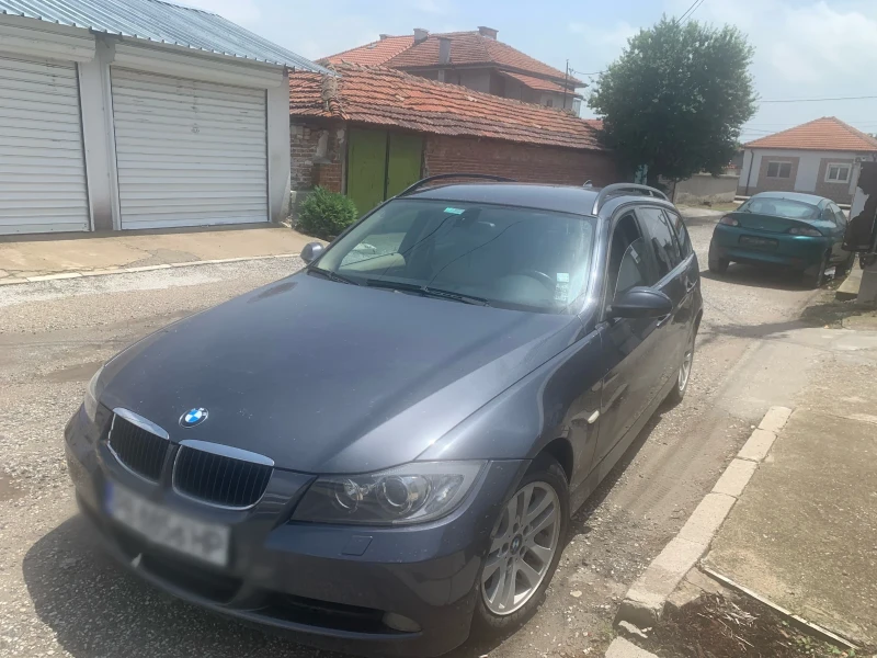 BMW 320, снимка 1 - Автомобили и джипове - 48695982