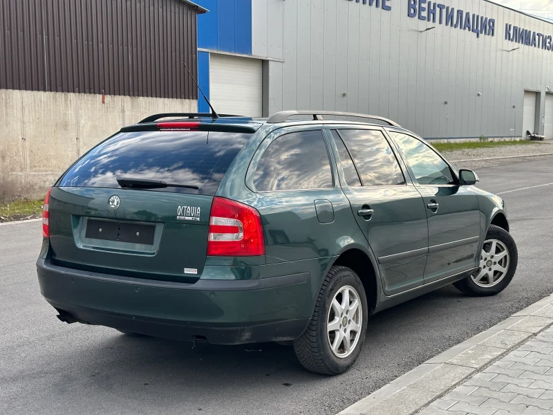 Skoda Octavia 2.0 FSI 4x4, снимка 4 - Автомобили и джипове - 52810120