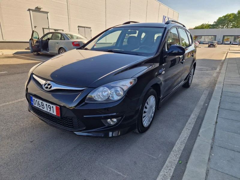 Hyundai I30 1.6, снимка 2 - Автомобили и джипове - 50803659