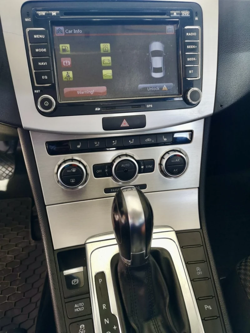 VW Passat, снимка 10 - Автомобили и джипове - 51729504