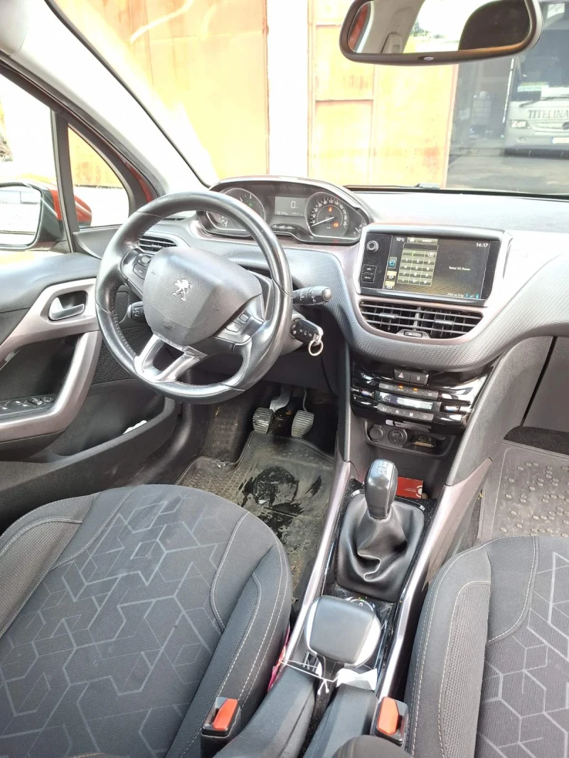 Peugeot 2008, снимка 4 - Автомобили и джипове - 52643364