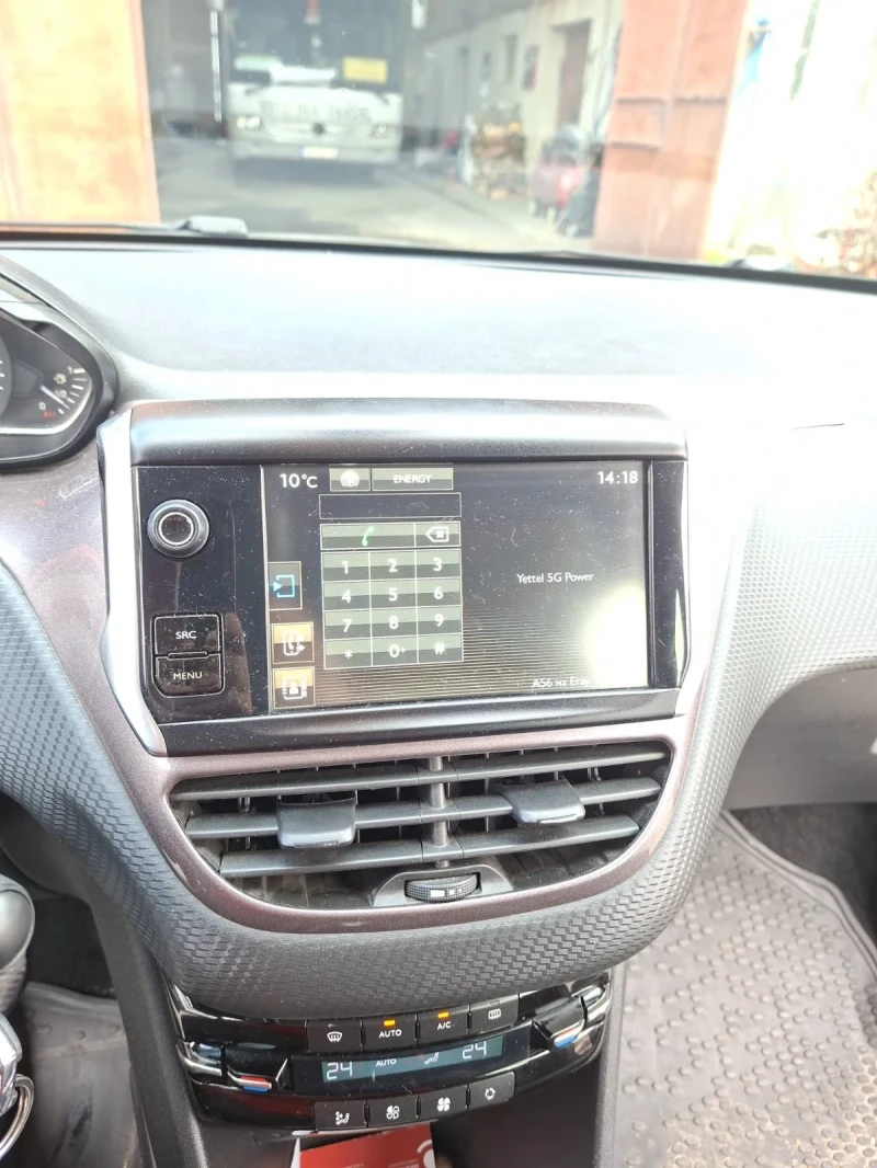 Peugeot 2008, снимка 5 - Автомобили и джипове - 52643364