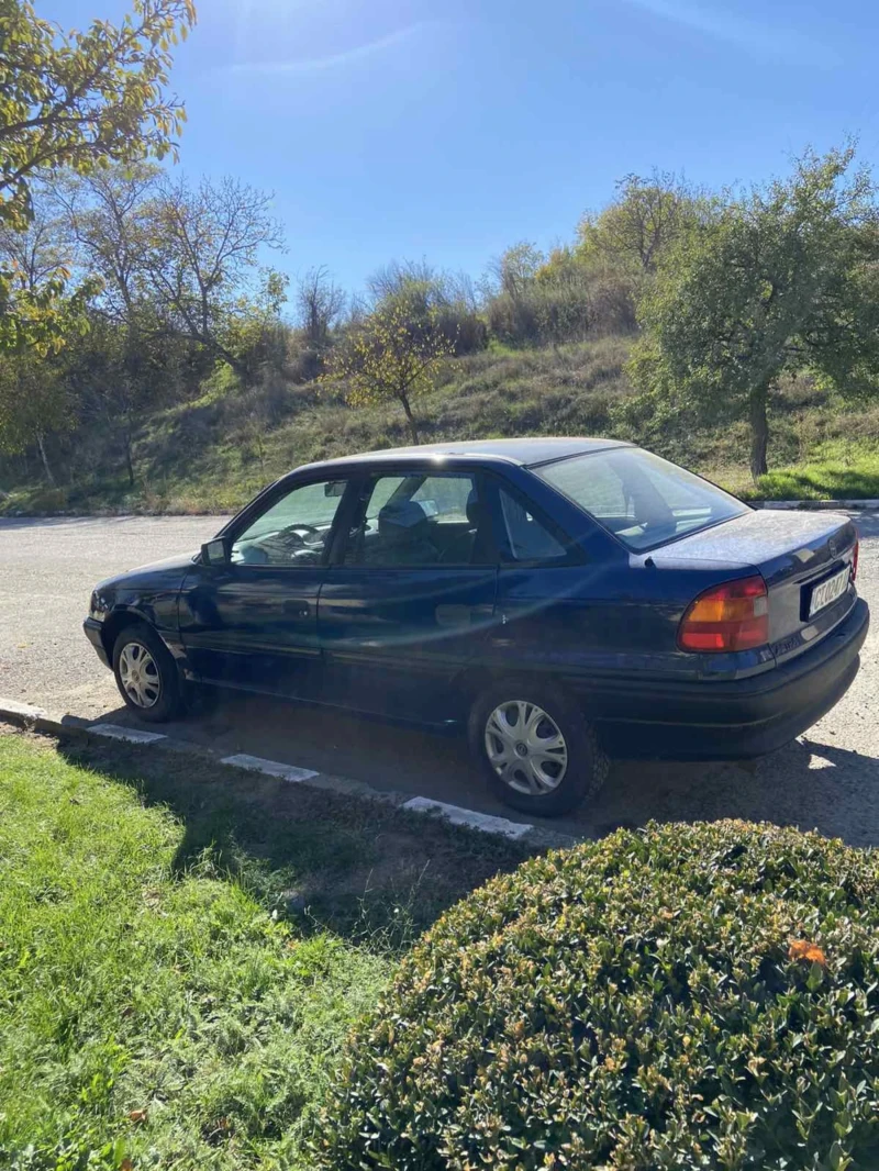 Opel Astra, снимка 4 - Автомобили и джипове - 53125289