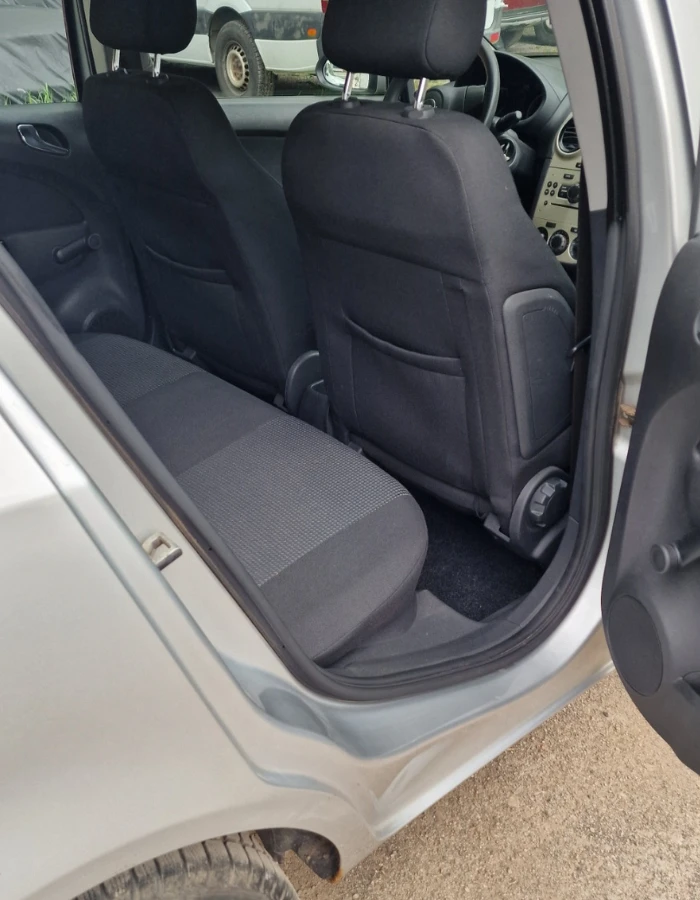 Opel Corsa  - изображение 5