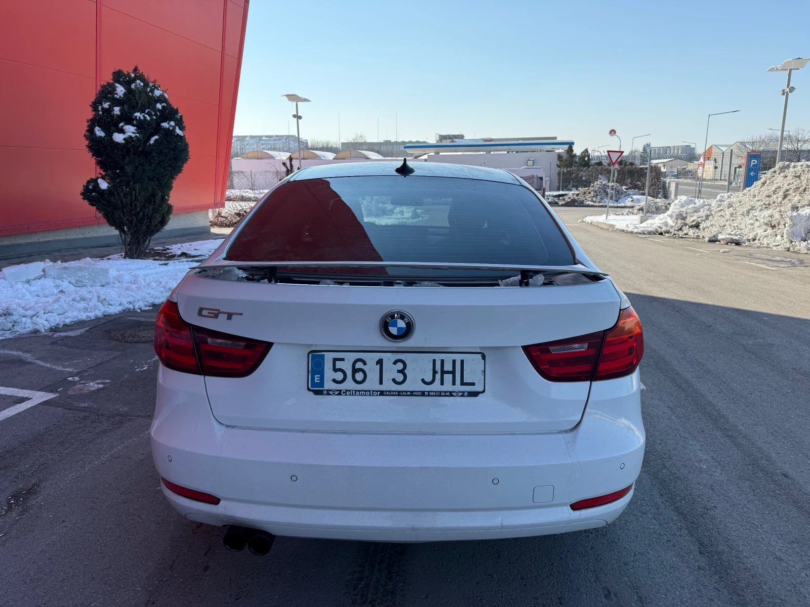 BMW 320 GT* БАРТЕР* 190кс* M* Performance* LED* Алкантара - изображение 5