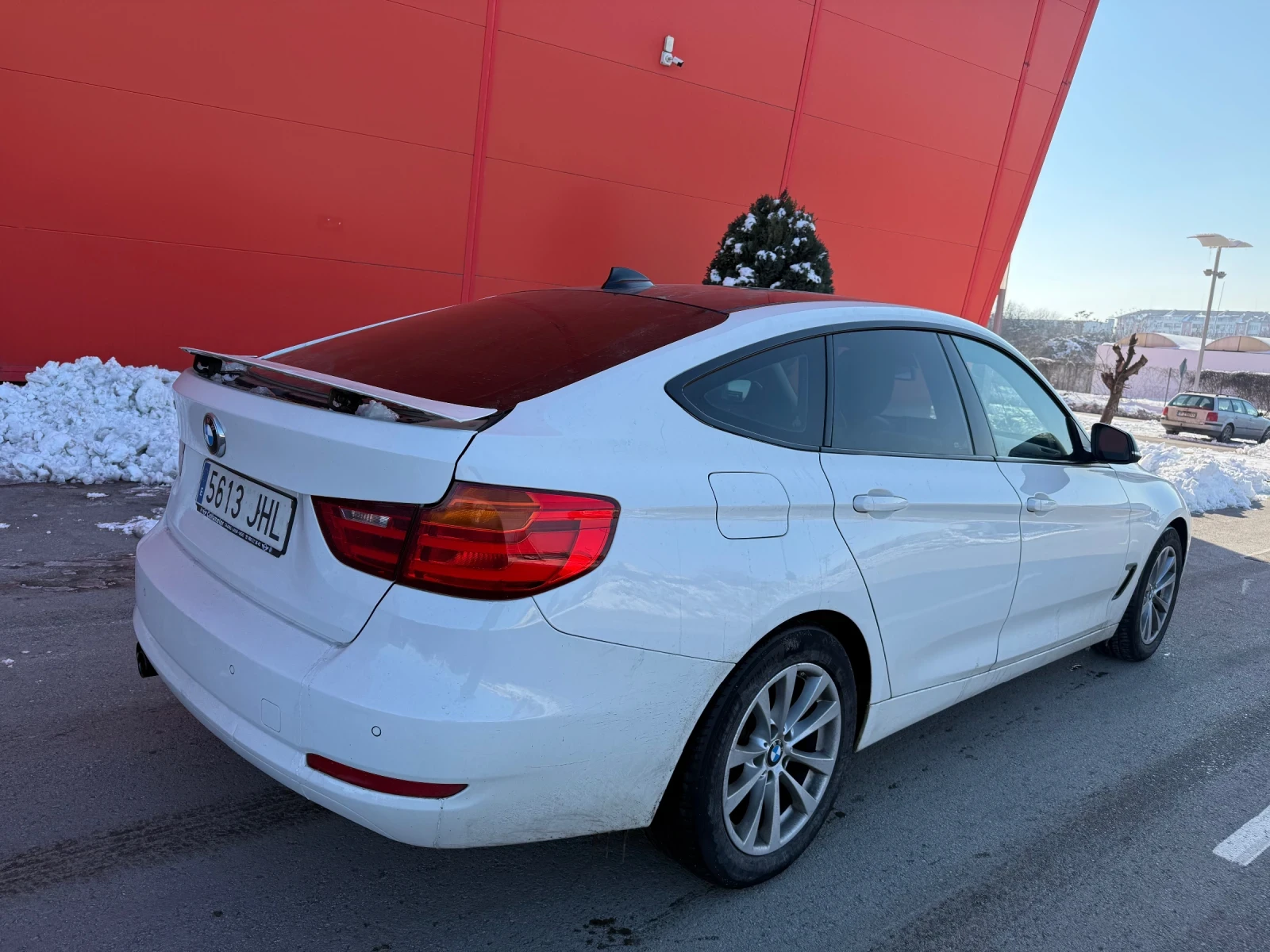 BMW 320 GT* БАРТЕР* 190кс* M* Performance* LED* Алкантара - изображение 7