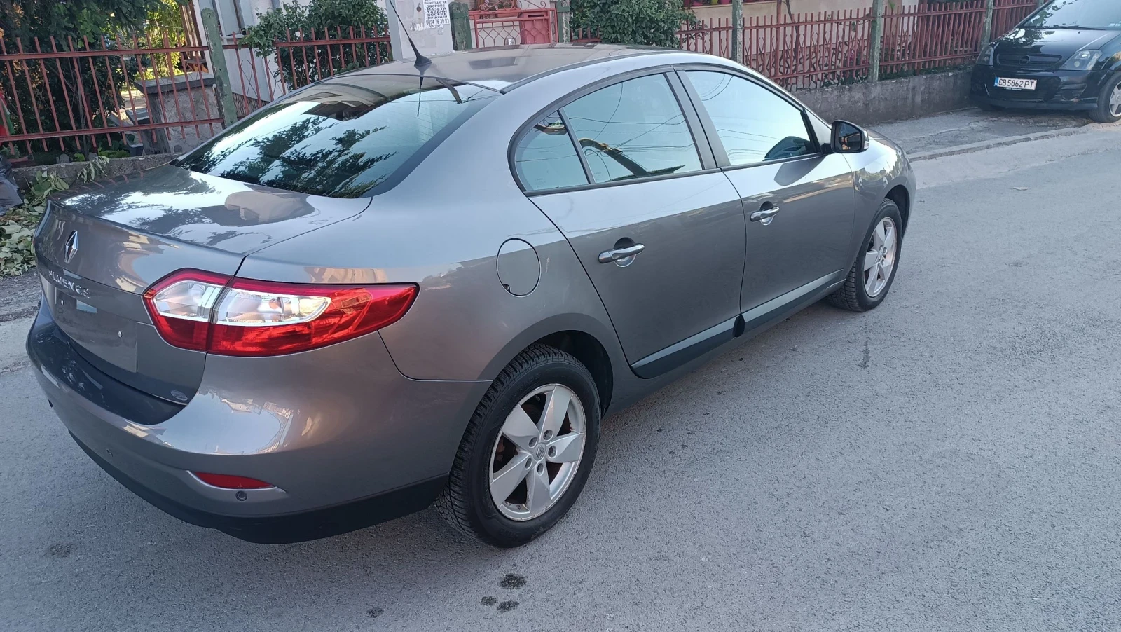Renault Fluence 1.6 перфектен  - изображение 7