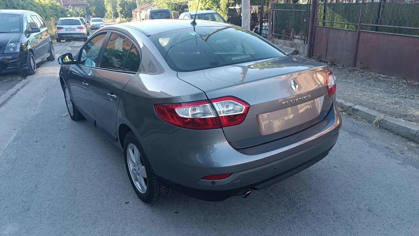 Renault Fluence 1.6 перфектен  - изображение 4