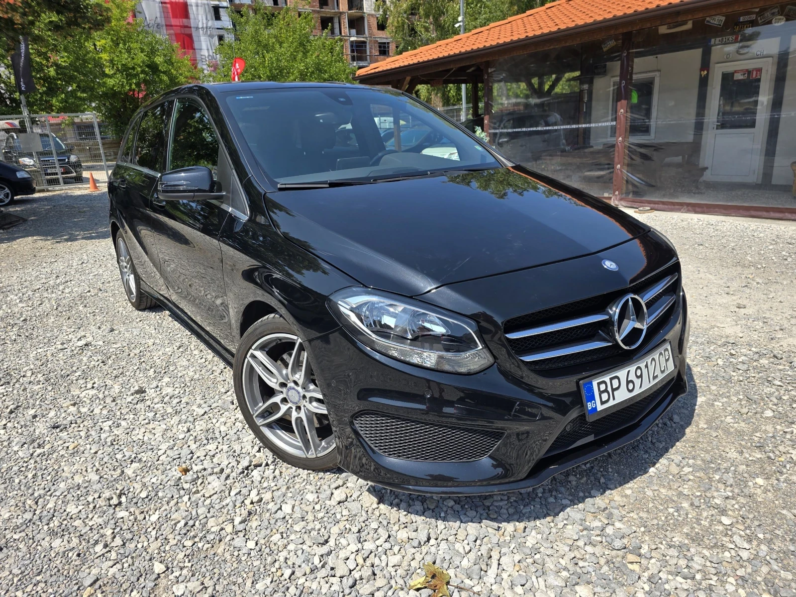 Mercedes-Benz B 250 2.0  AMG - изображение 4