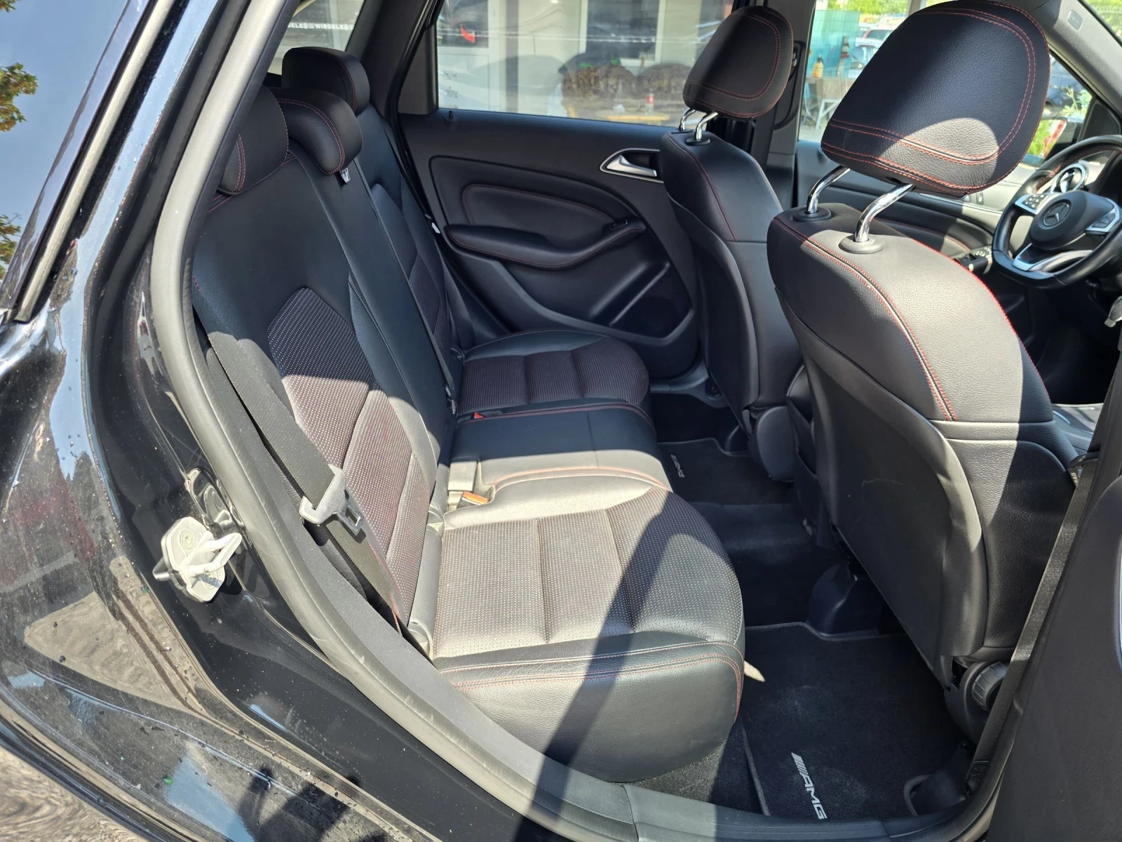 Mercedes-Benz B 250 2.0  AMG - изображение 9