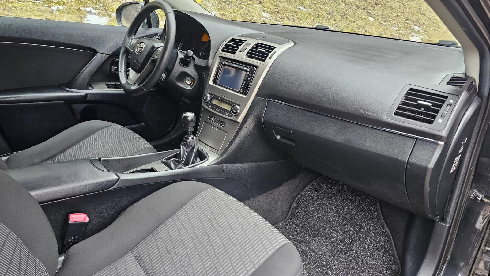 Toyota Avensis 1.8 - изображение 10