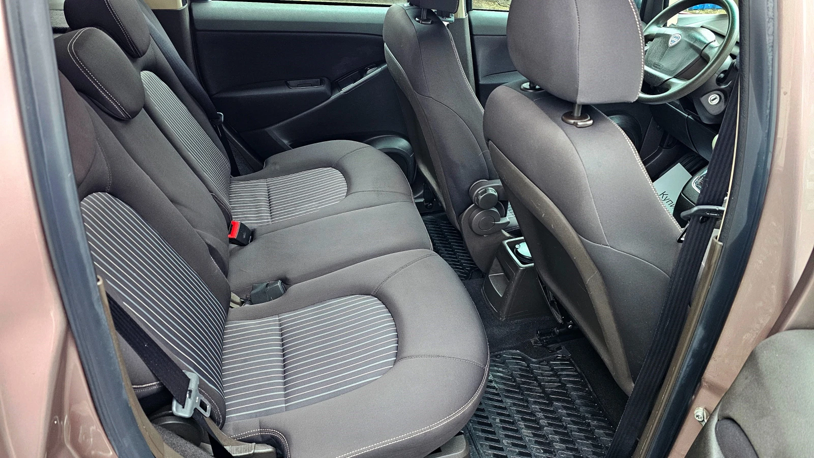 Lancia Musa 1.4i-78kc-ГАЗОВ-ИНЖЕЦЦИОН - изображение 9