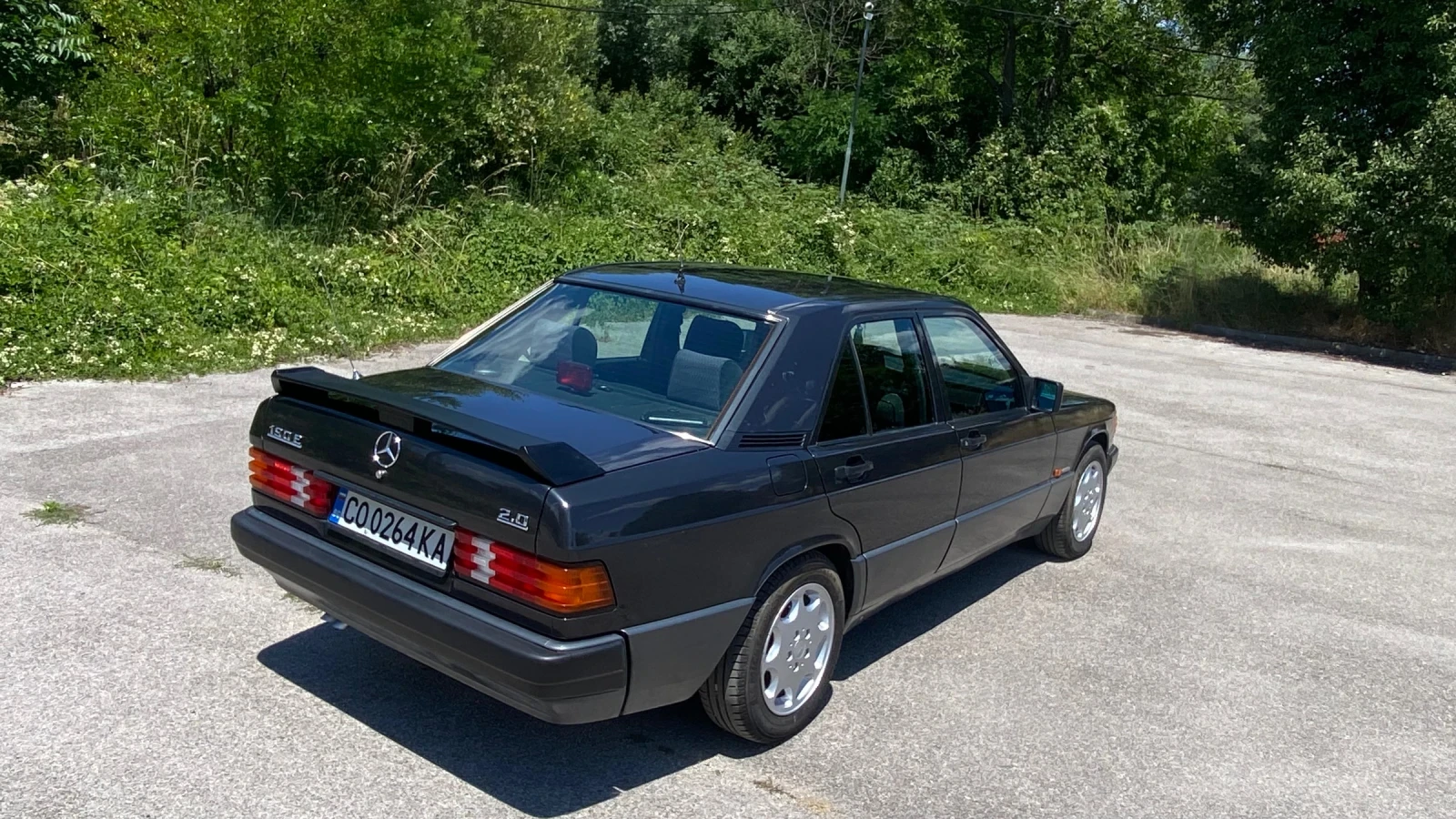 Mercedes-Benz 190  - изображение 2