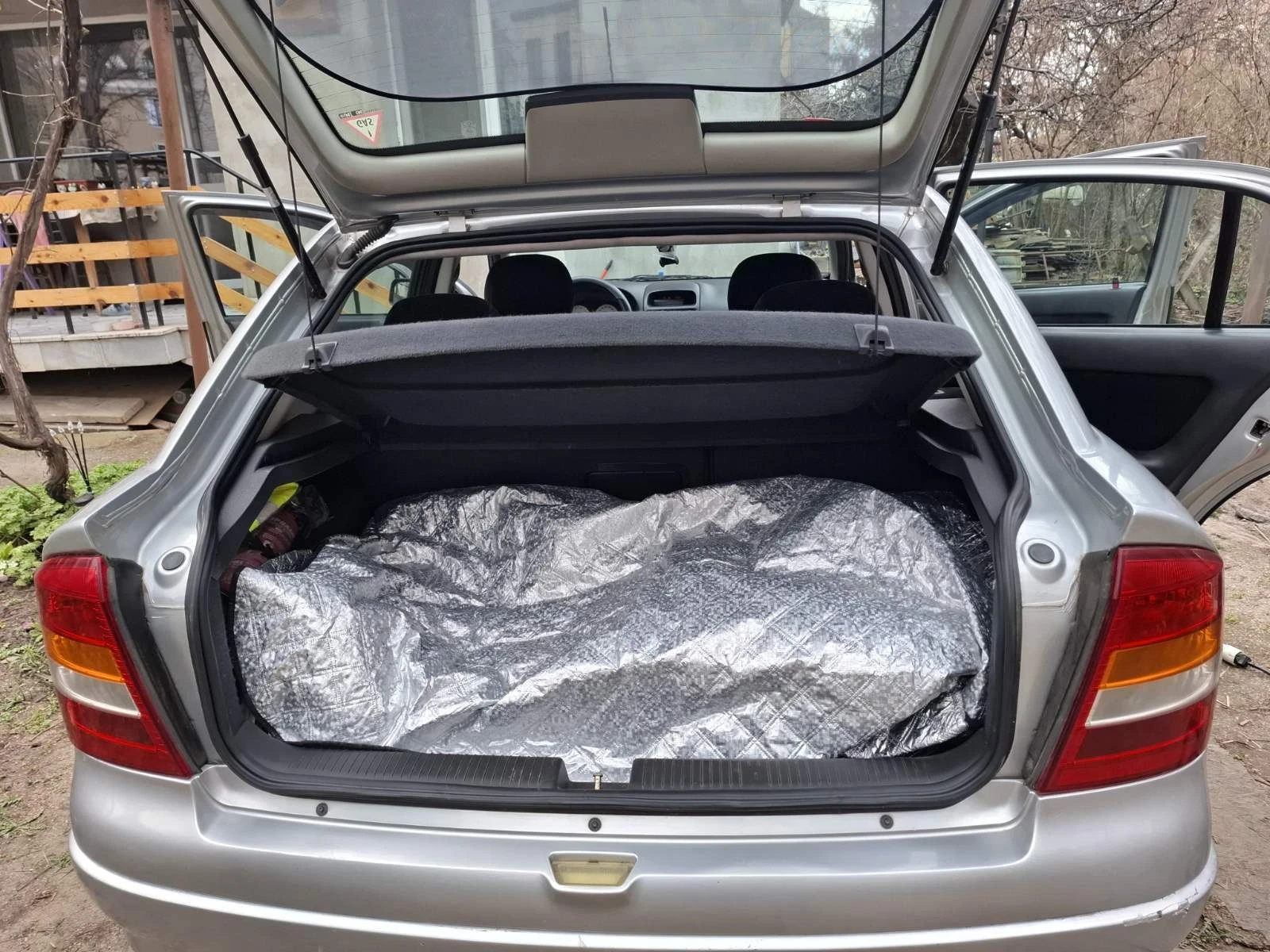 Opel Astra, снимка 12 - Автомобили и джипове - 54059154